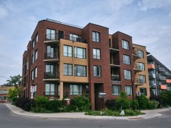203-1101 Rue des Carrières Montréal (Rosemont/La Petite-Patrie), QC H2S 3M8