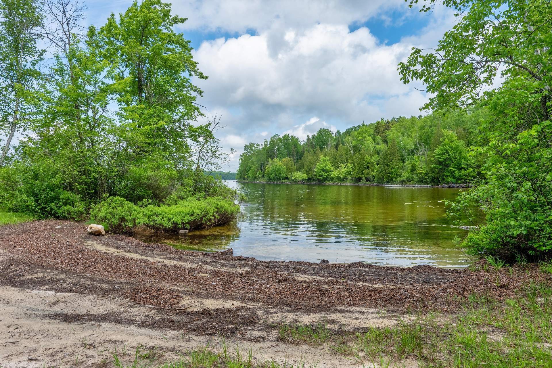 Accès au plan d'eau - Ch. Du Tour-Du-Lac, Nominingue, QC