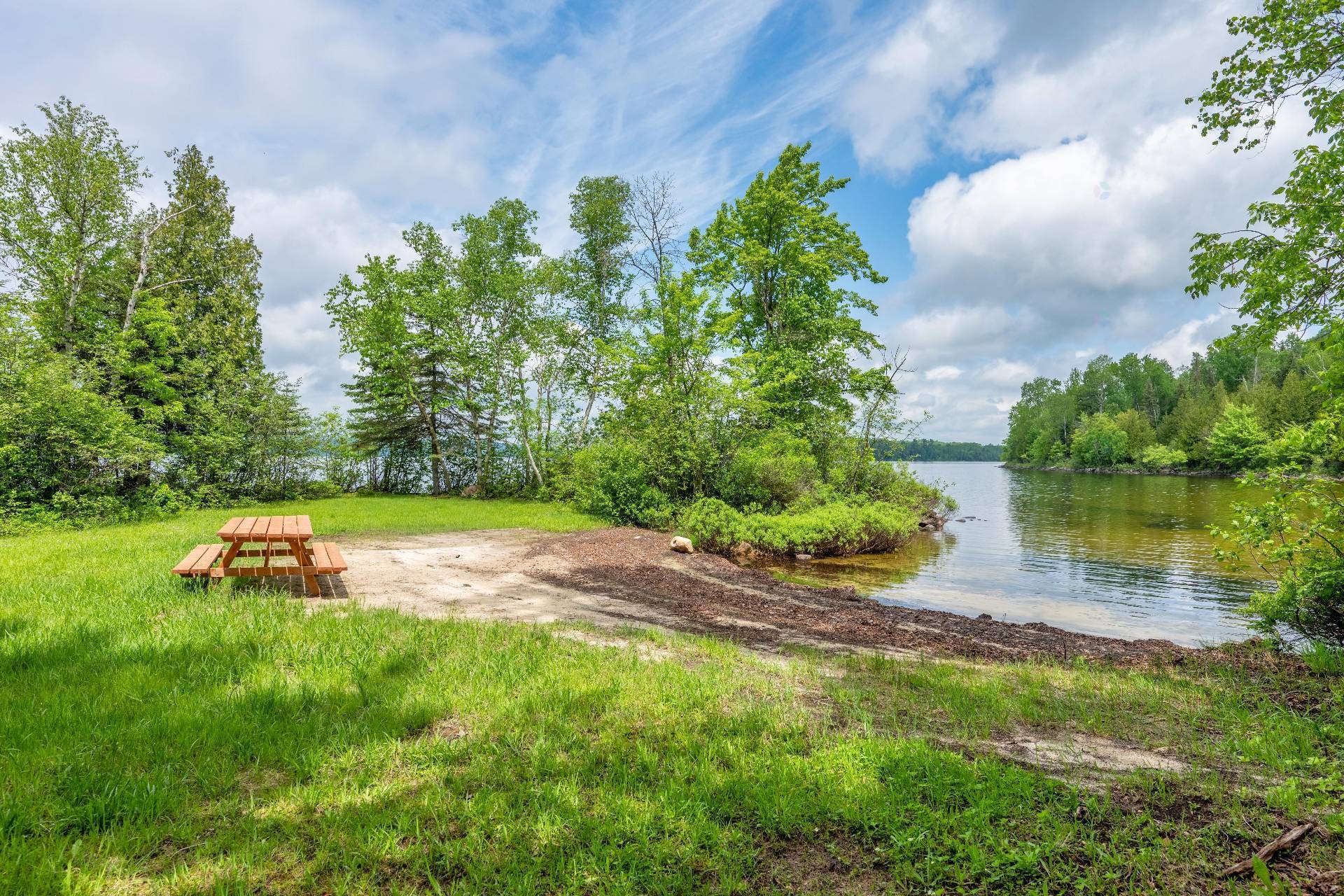 Accès au plan d'eau - Ch. Du Tour-Du-Lac, Nominingue, QC