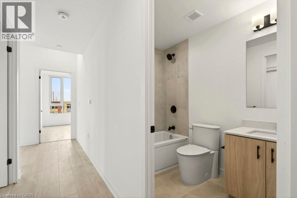 4878 Powers Common Unit# 320, Burlington, ON