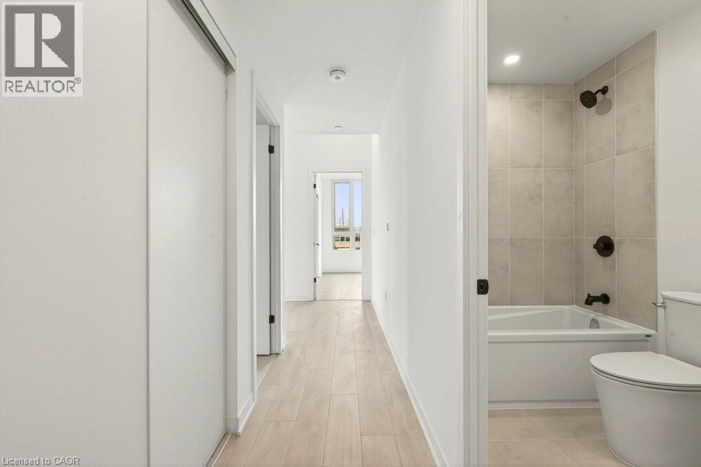 4878 Powers Common Unit# 320, Burlington, ON