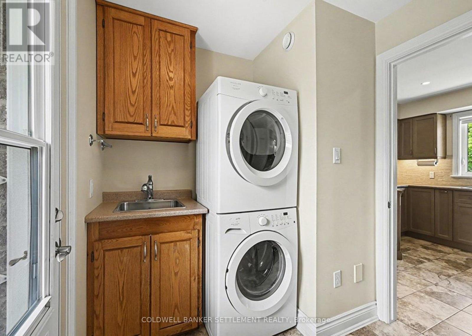 112 Mac Campbell Drive, Perth, ON