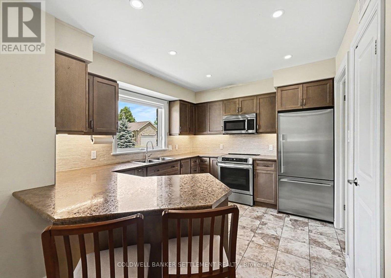 112 Mac Campbell Drive, Perth, ON