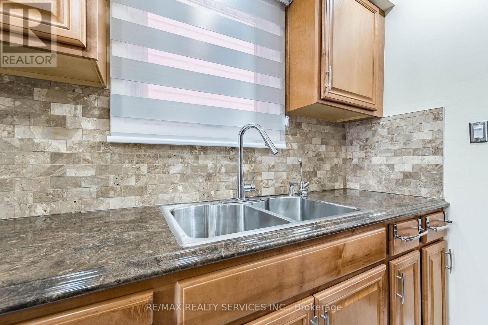 5 Wikander Way, Brampton, ON