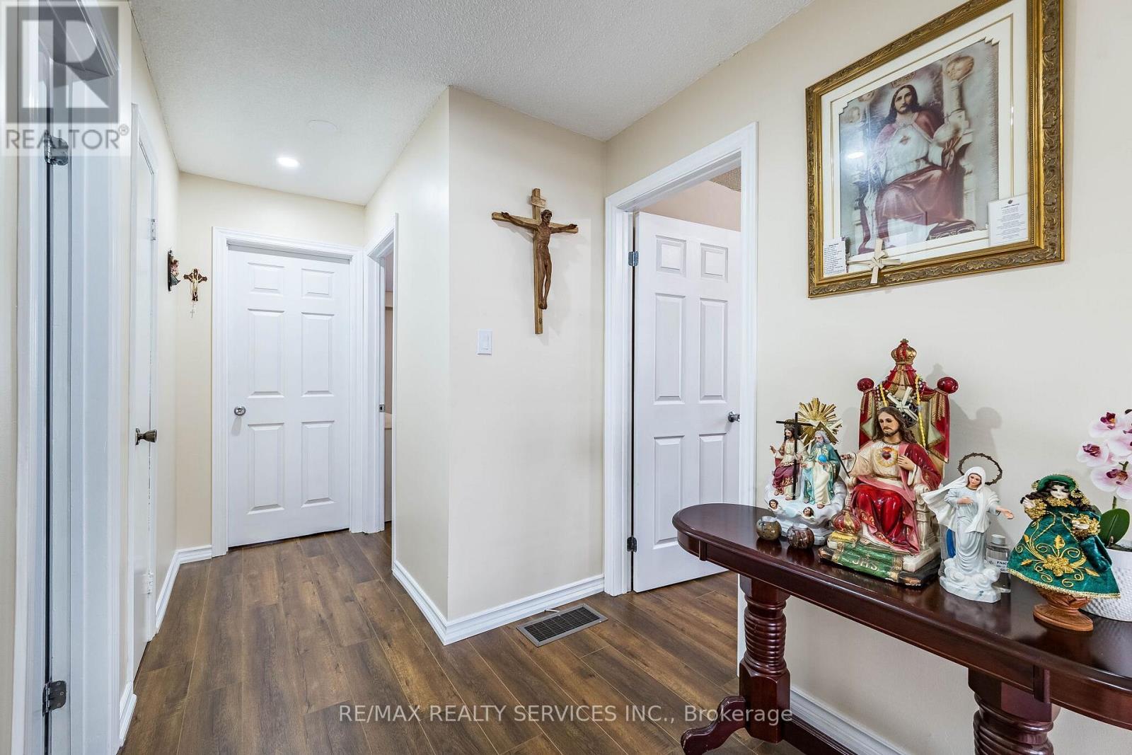 5 Wikander Way, Brampton, ON