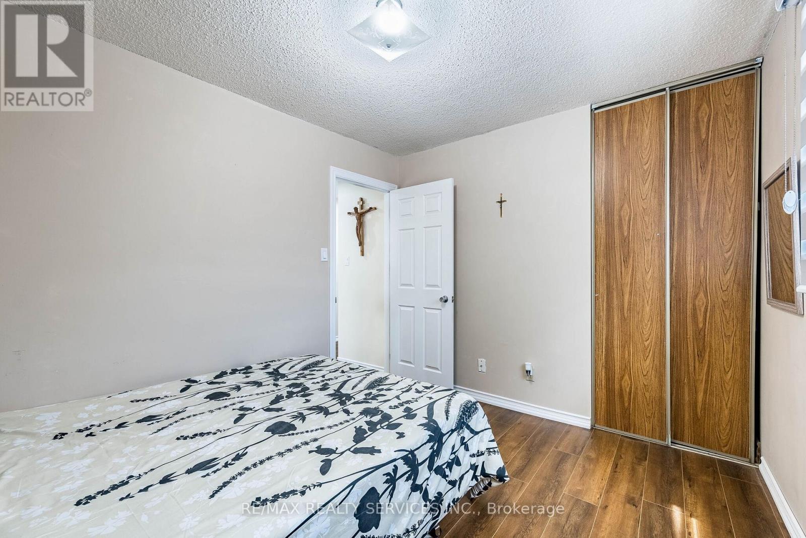 5 Wikander Way, Brampton, ON