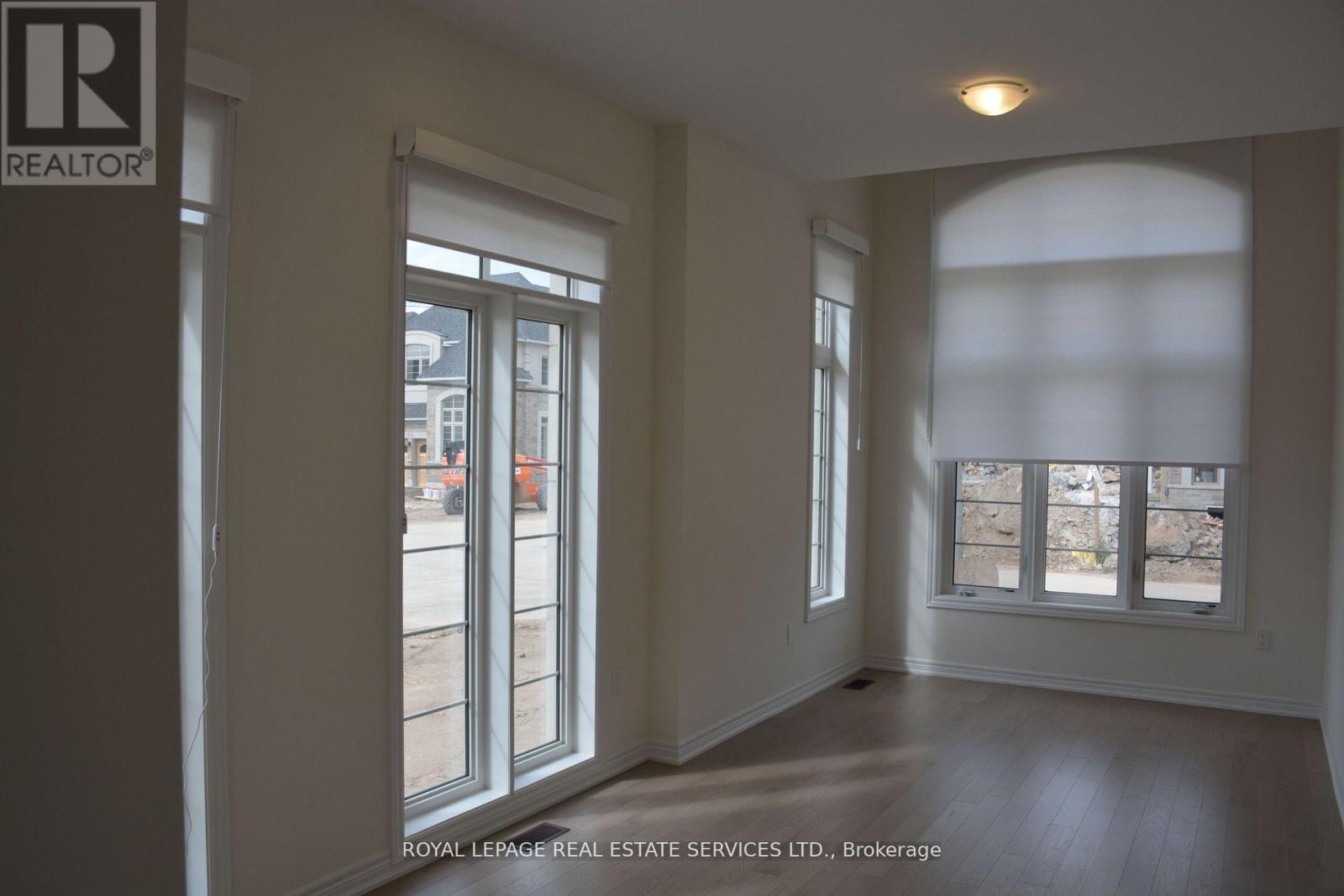 3934 Koenig Road, Burlington, ON