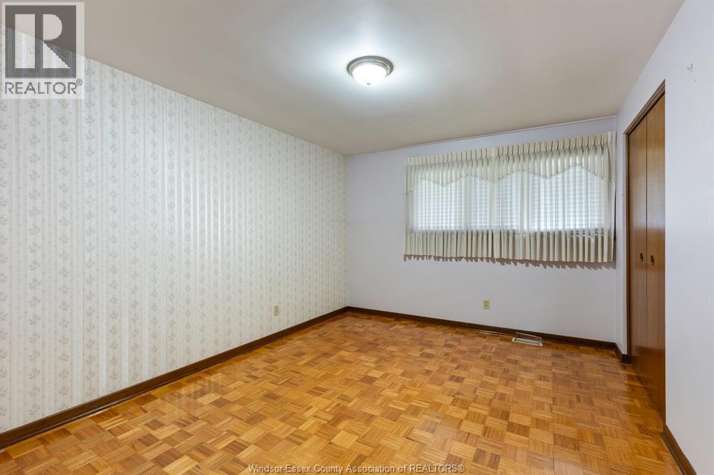 3325 Baseline Road, Windsor, ON
