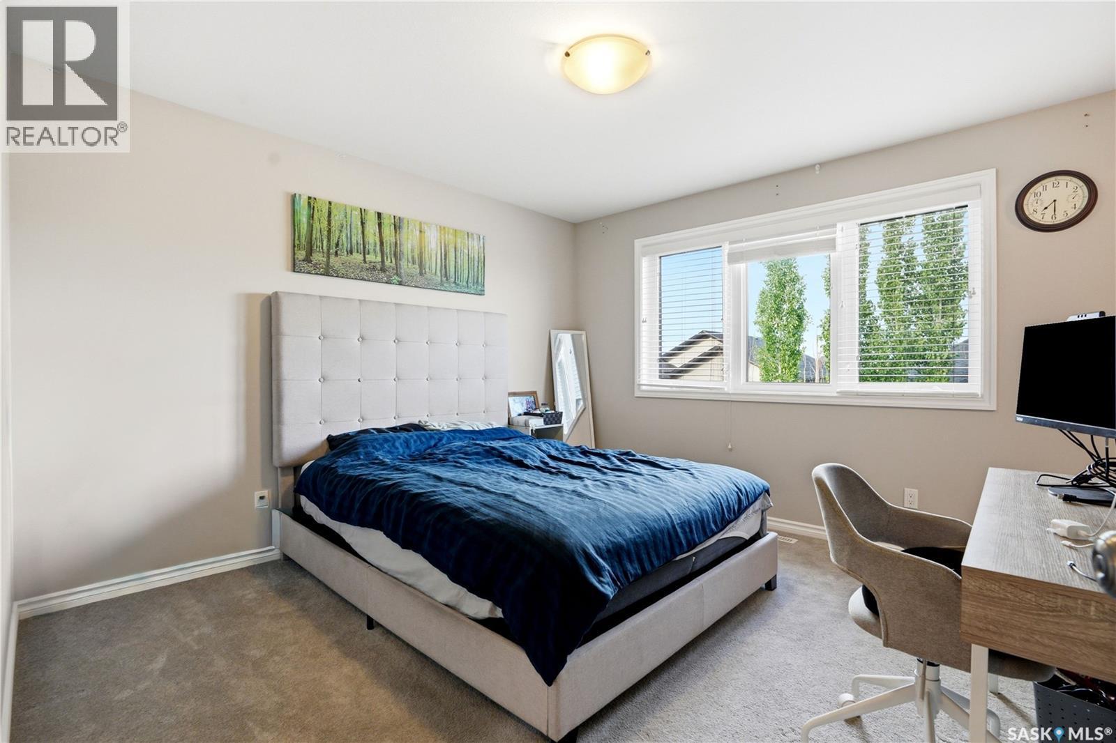 302 Dickson Crescent, Saskatoon, SK