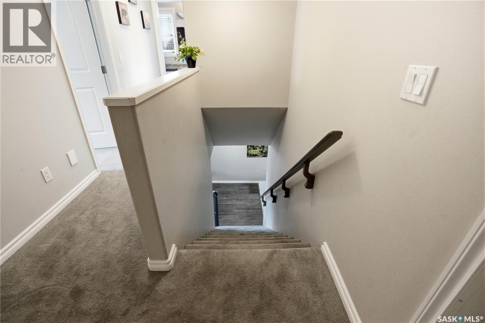 302 Dickson Crescent, Saskatoon, SK