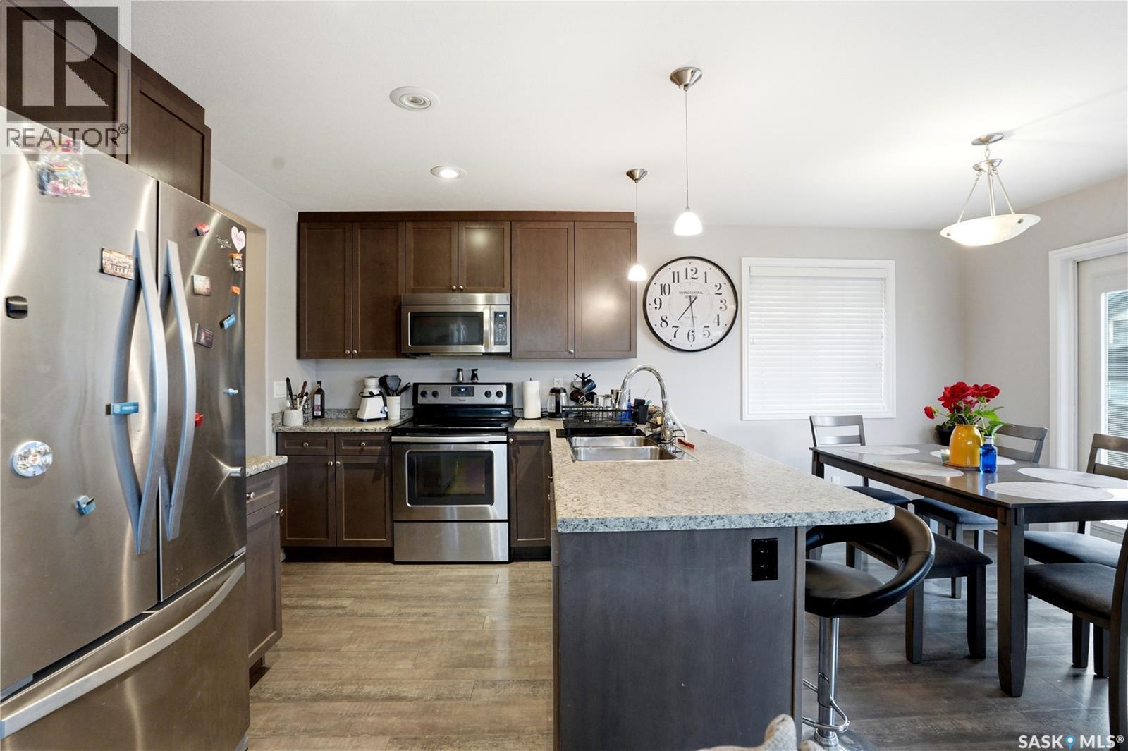 302 Dickson Crescent, Saskatoon, SK