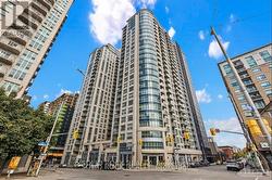 1803 - 195 BESSERER STREET Ottawa, ON K1N 0B6