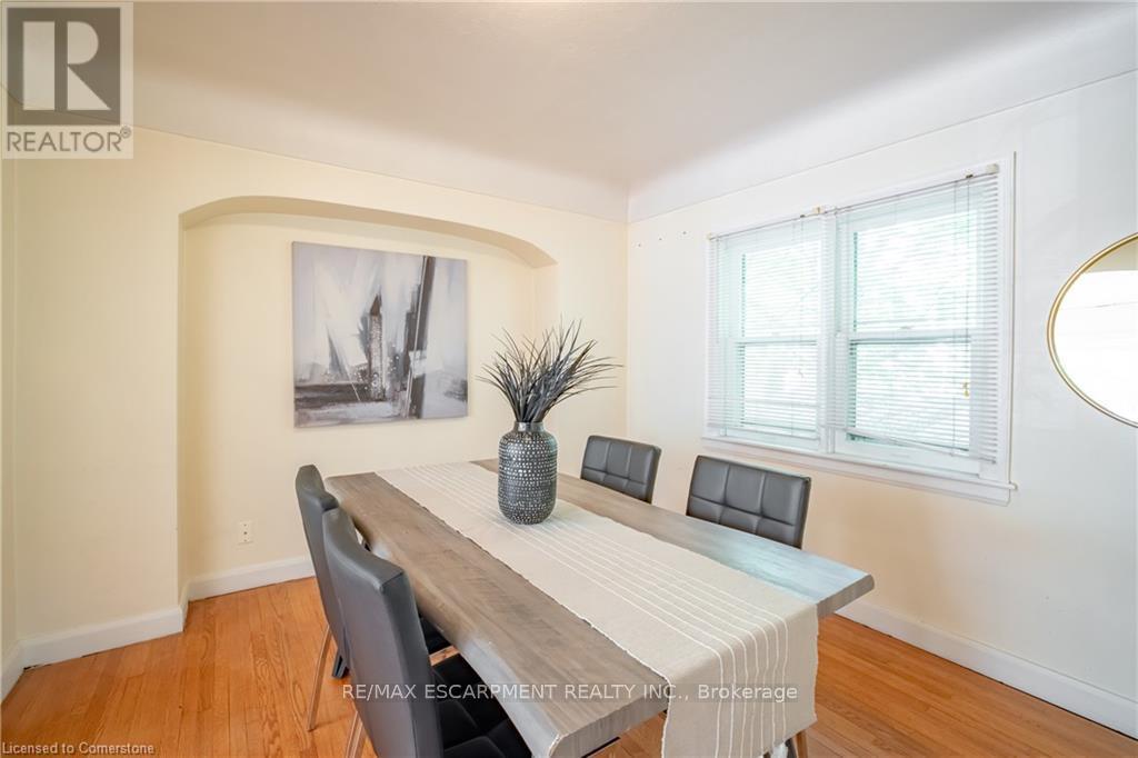 136 Glen Road, Hamilton, ON