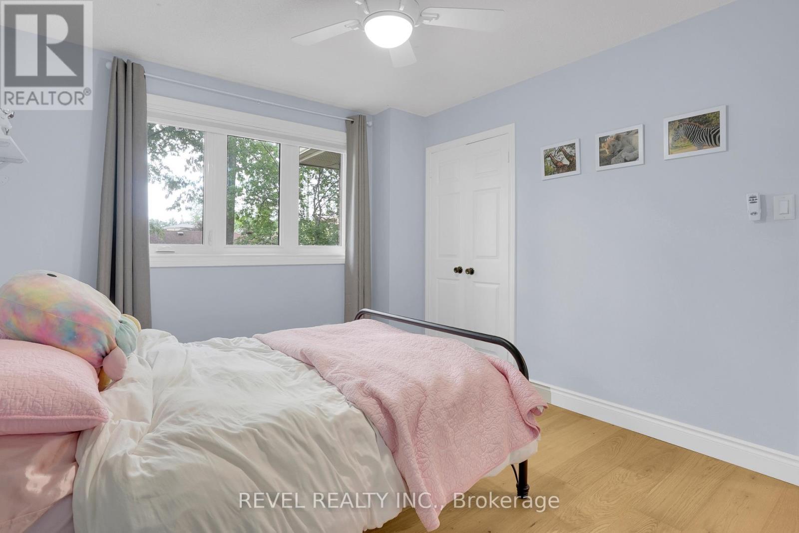 53 Oakridge Drive, Barrie, ON