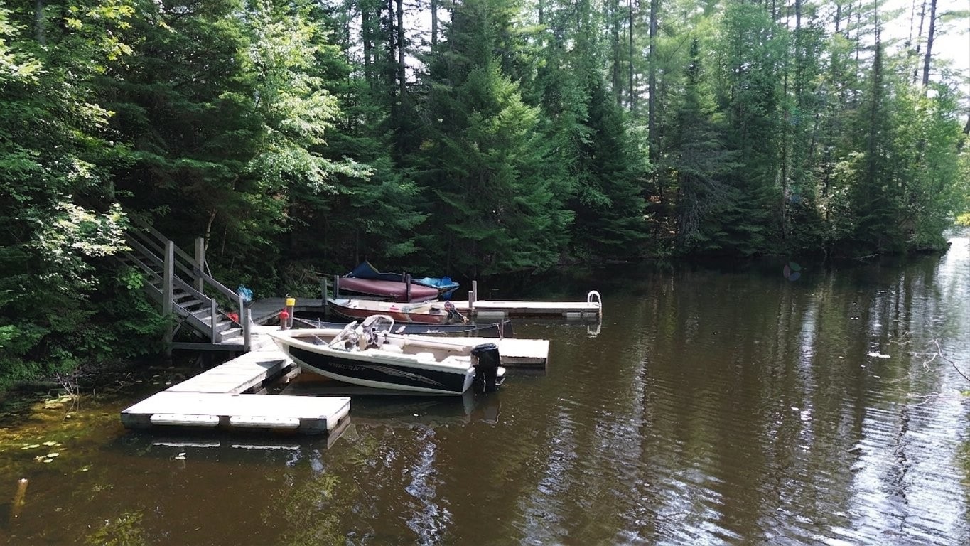 Accès au plan d'eau - Ch. De L'Opale, Notre-Dame-Du-Laus, QC