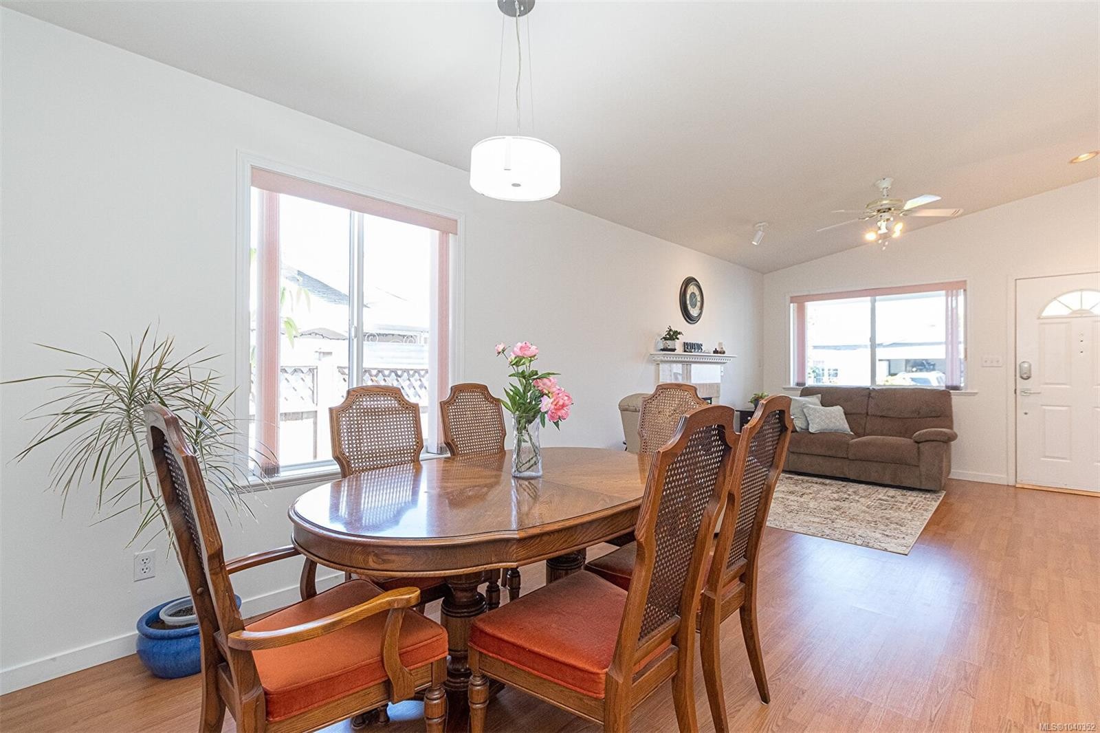 7 Eagle Lane, View Royal, BC