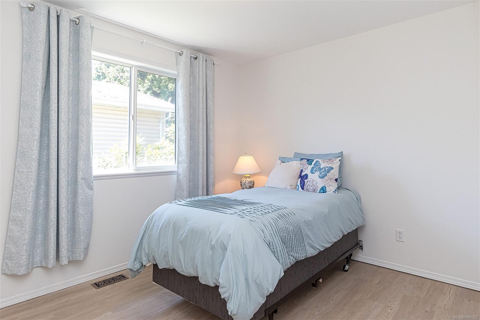 7 Eagle Lane, View Royal, BC