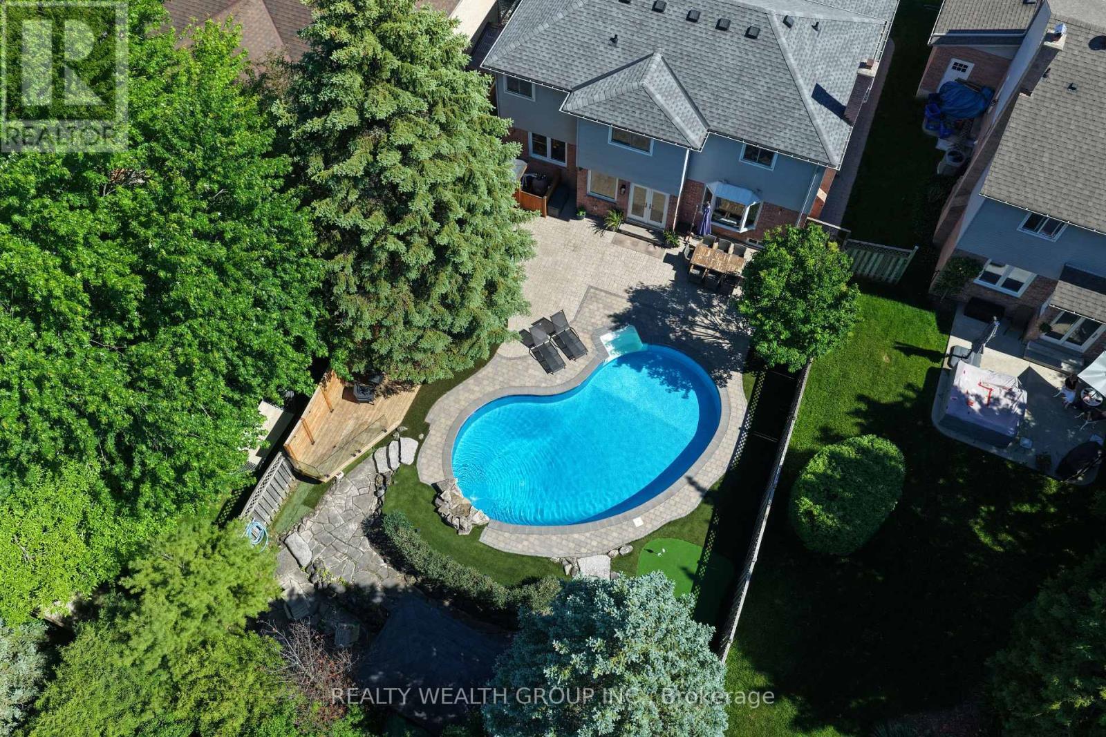 51 Haskell Crescent, Aurora, ON