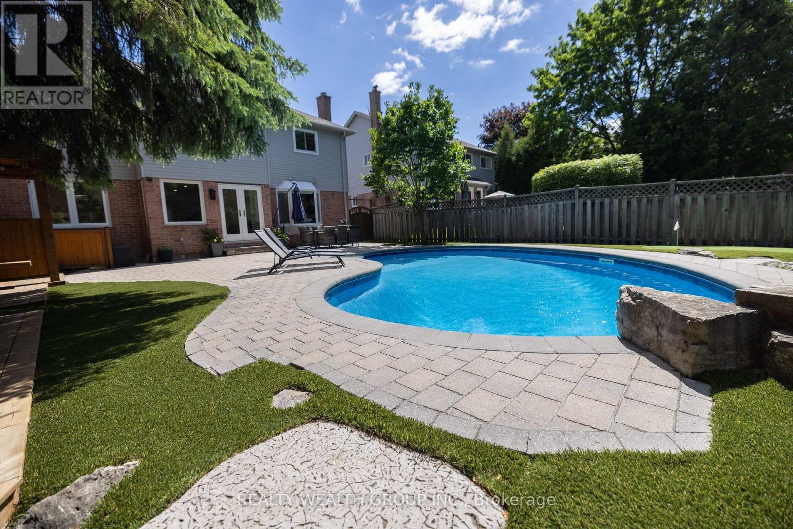 51 Haskell Crescent, Aurora, ON