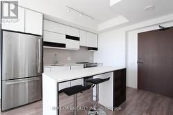 3809 - 4065 CONFEDERATION PARKWAY Mississauga, ON L5B 0L4