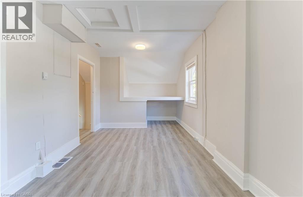 Unit 3: Living Room - 233 Lancaster Street E, Kitchener, ON