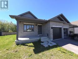 15 SEABERT DRIVE Arnprior, ON K7S 0H9