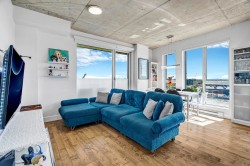 729-2530 Place Michel-Brault Montréal (Rosemont/La Petite-Patrie), QC H1Y 0B6