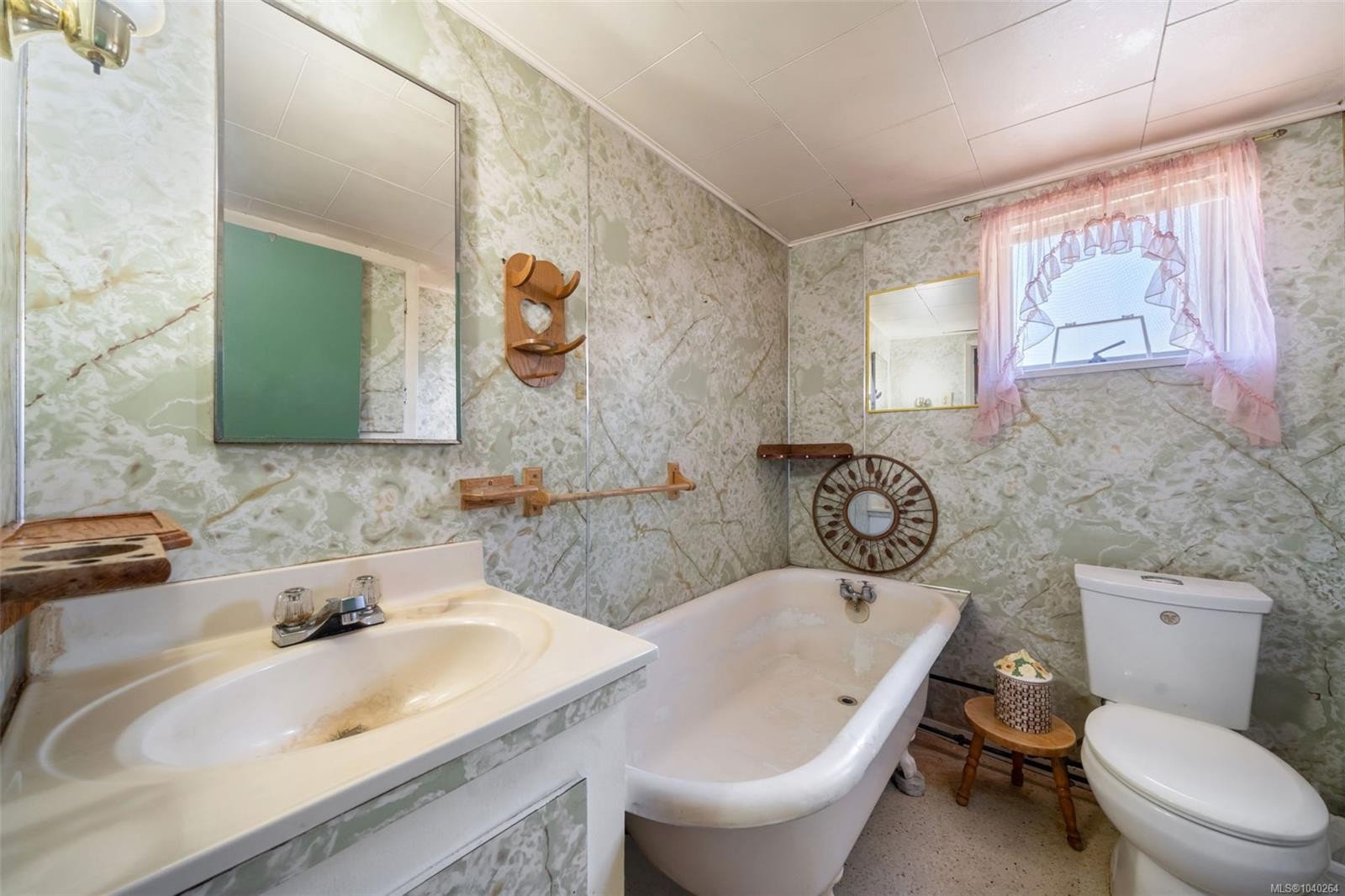 6261 Derbend Rd, Sooke, BC
