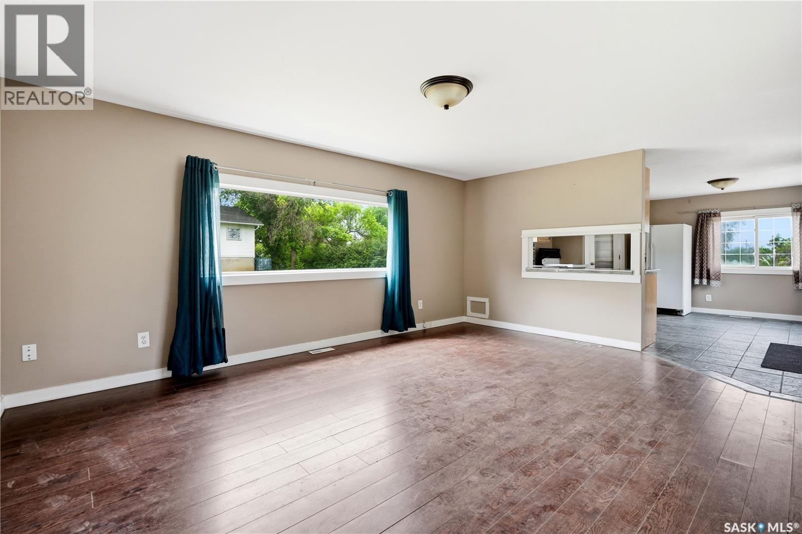 123 3Rd Street W, Lafleche, SK