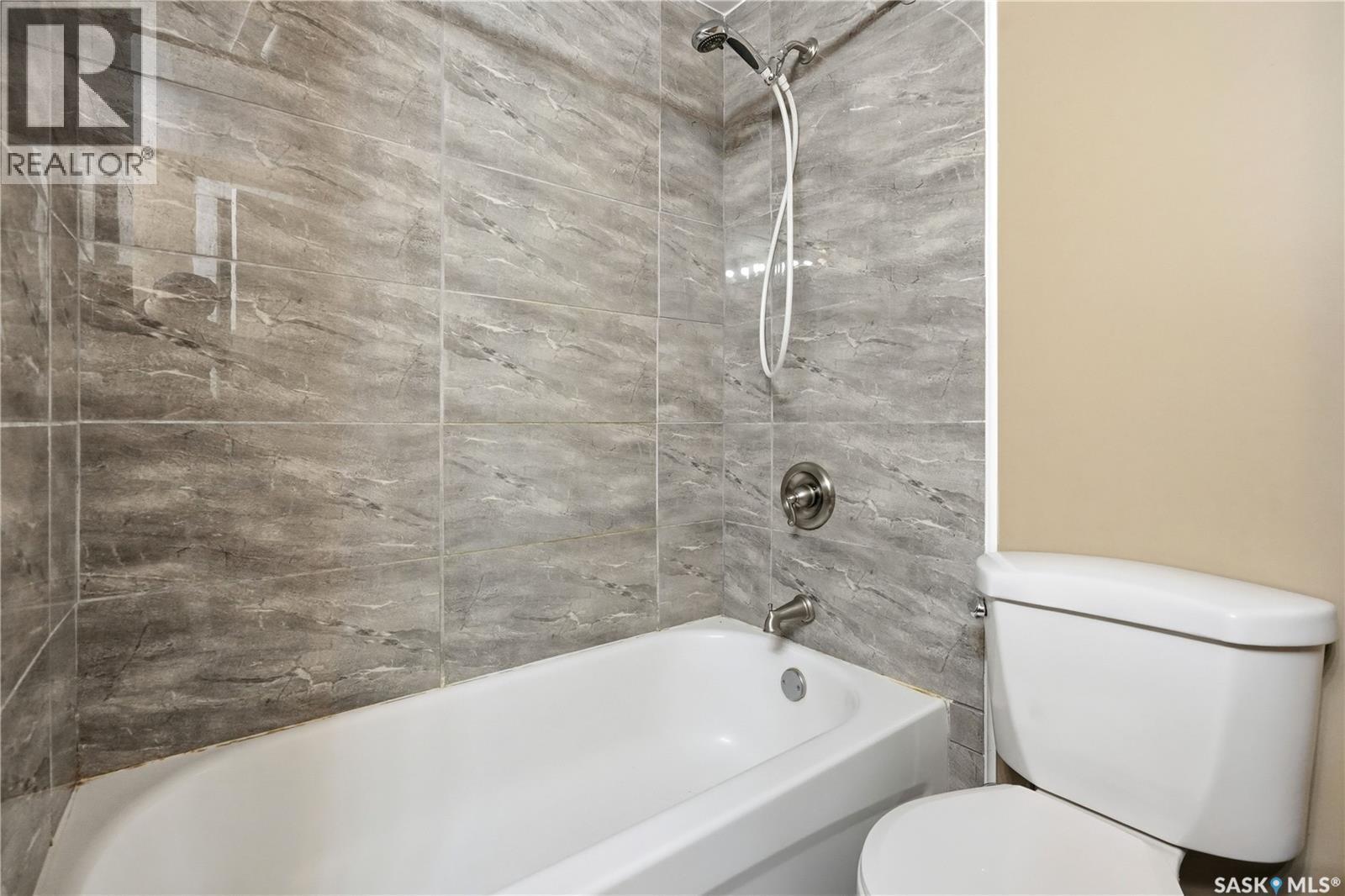 123 3Rd Street W, Lafleche, SK