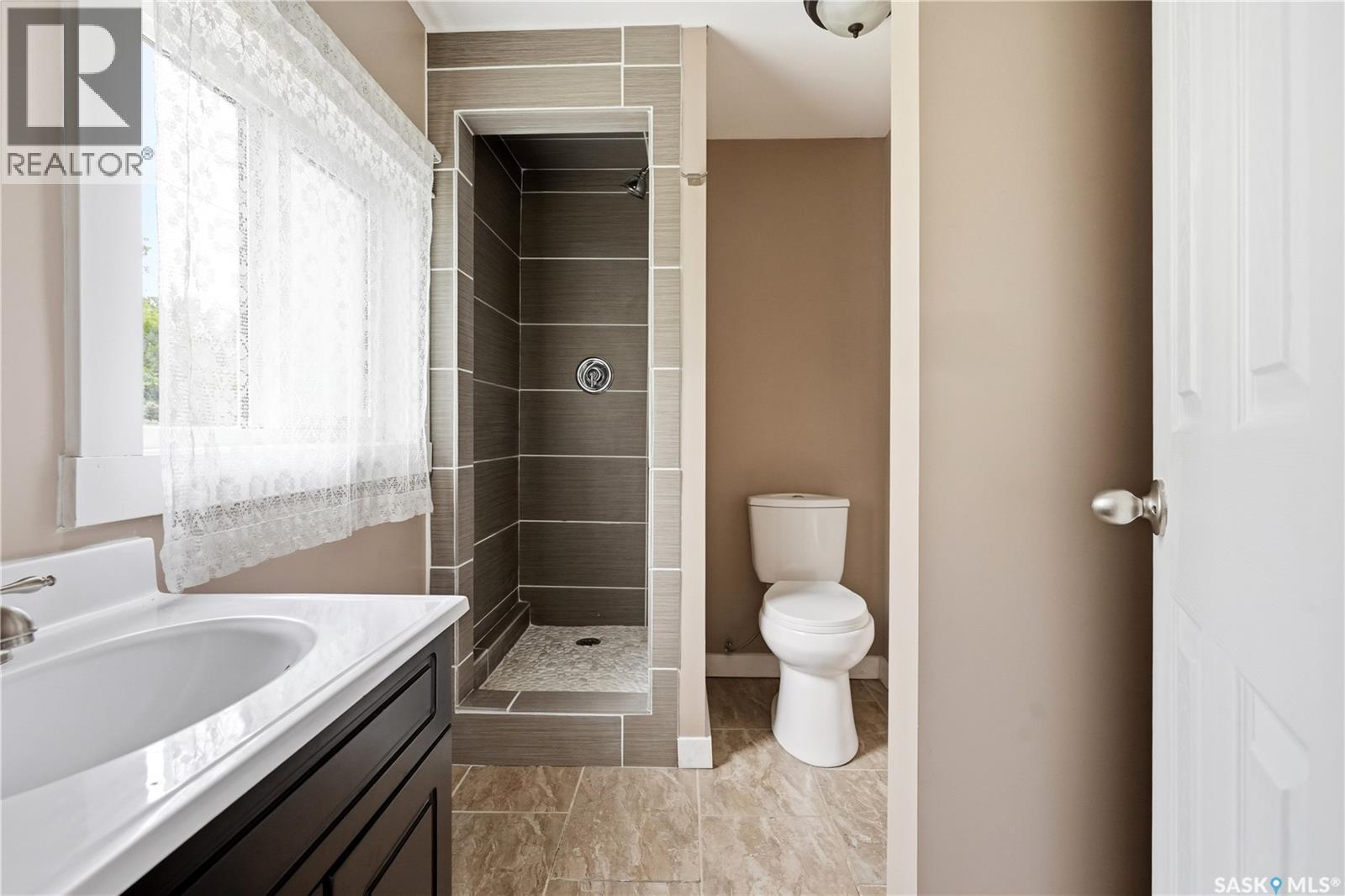 123 3Rd Street W, Lafleche, SK