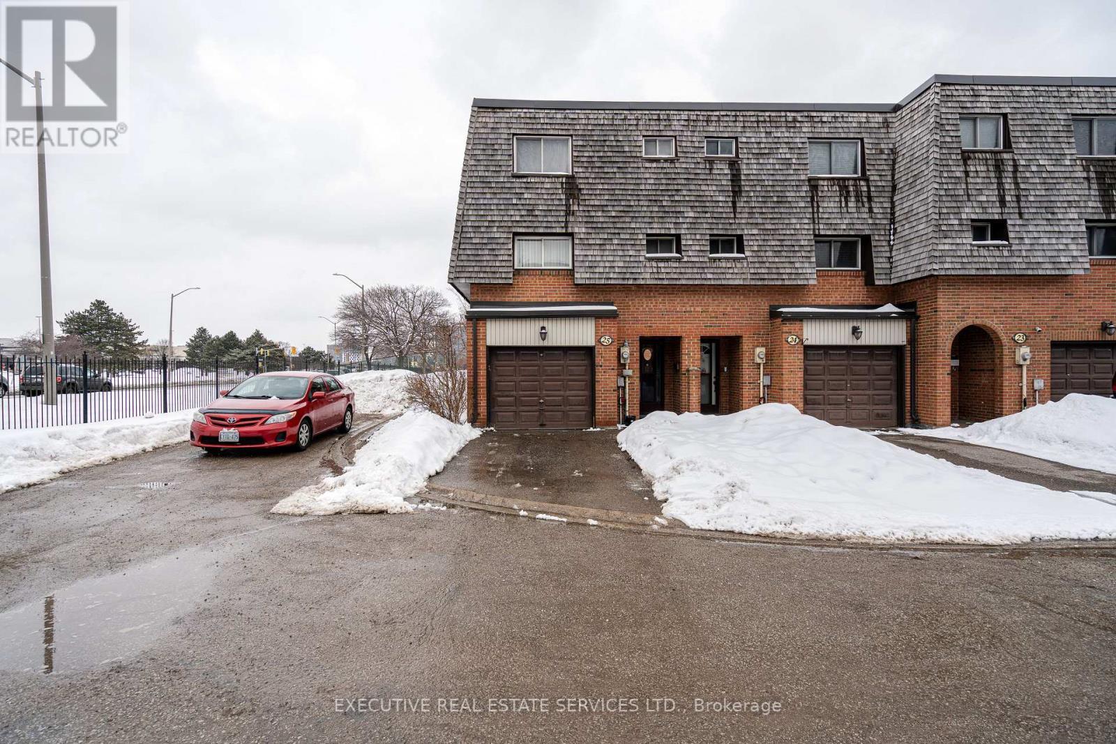 25 Briar Path, Brampton, ON