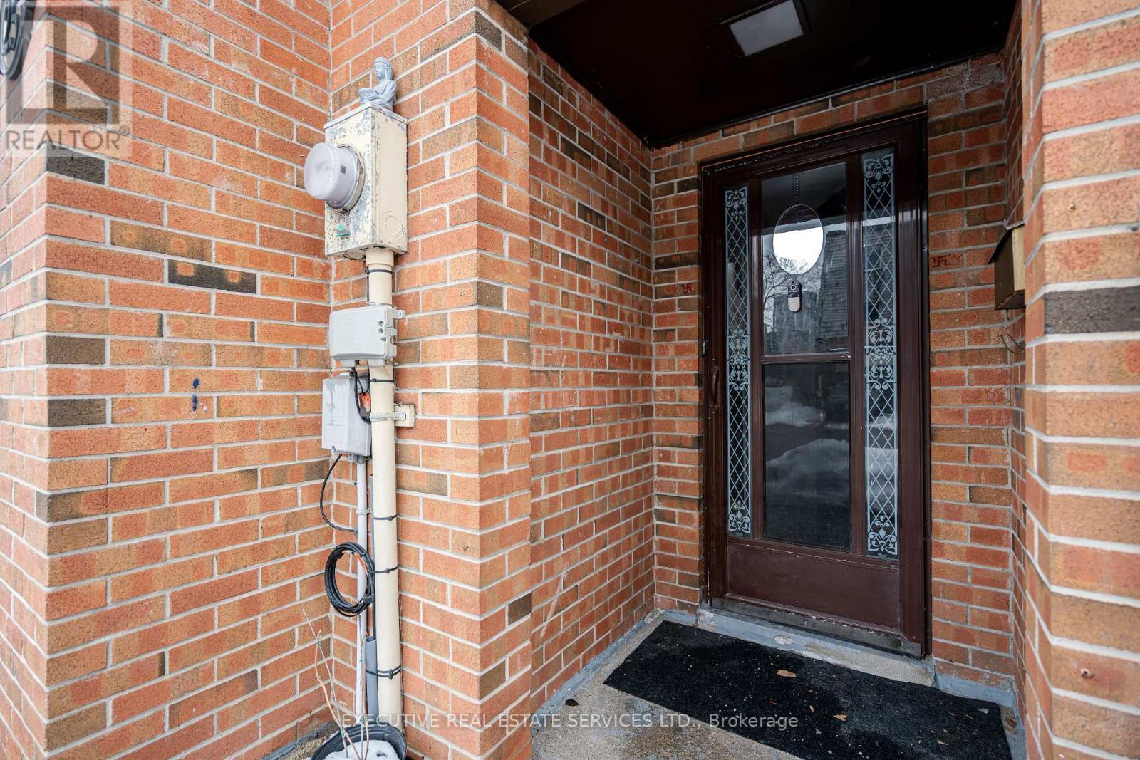 25 Briar Path, Brampton, ON