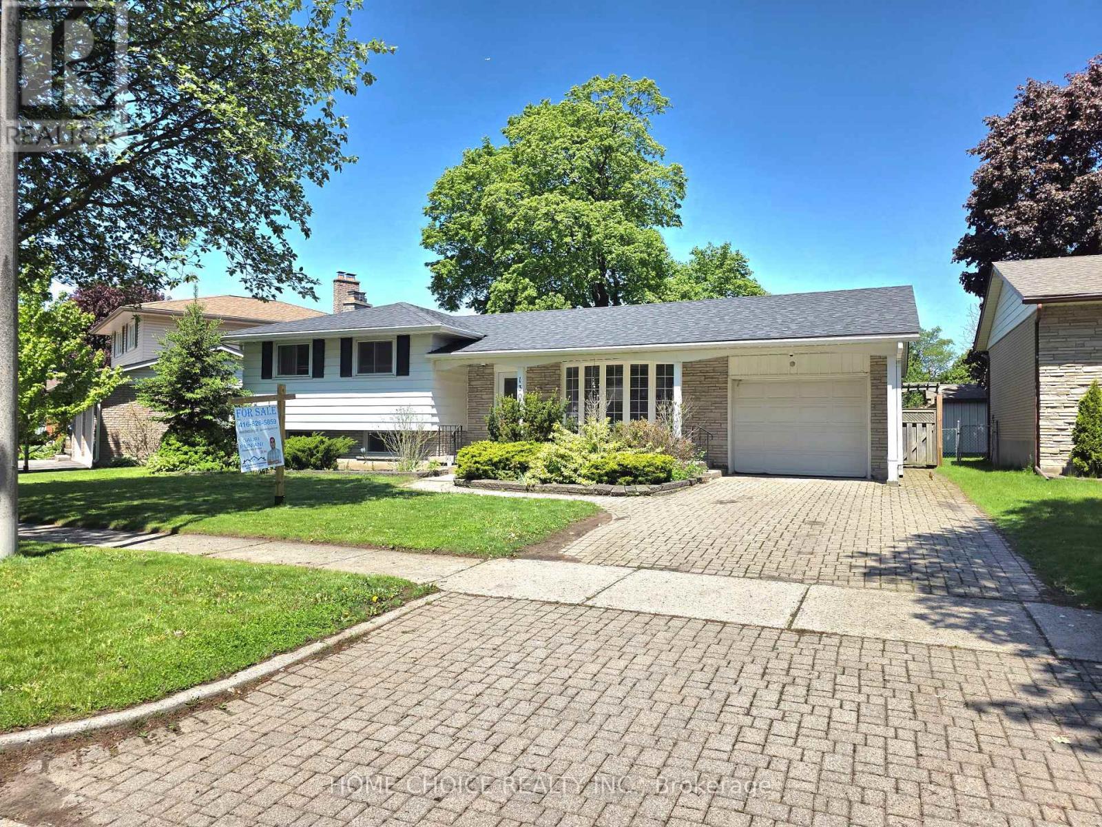 130 Champlain Crescent, Kitchener, ON