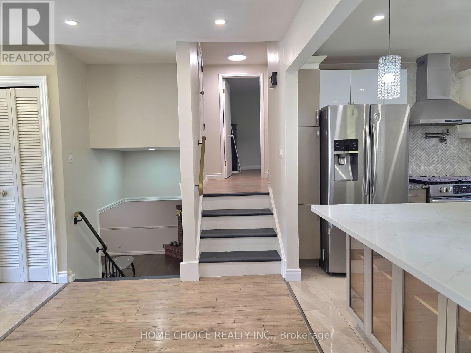 130 Champlain Crescent, Kitchener, ON