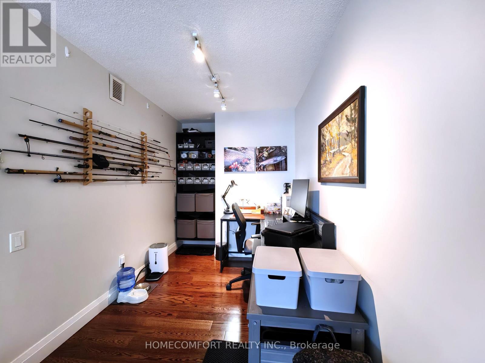 2007 - 33 Sheppard Avenue E, Toronto, ON