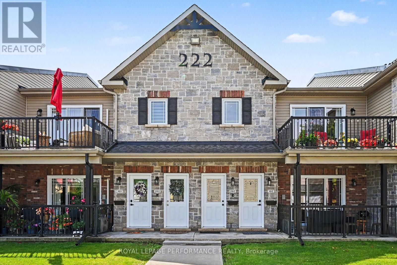 202 - 222 First Street E, Cornwall, ON