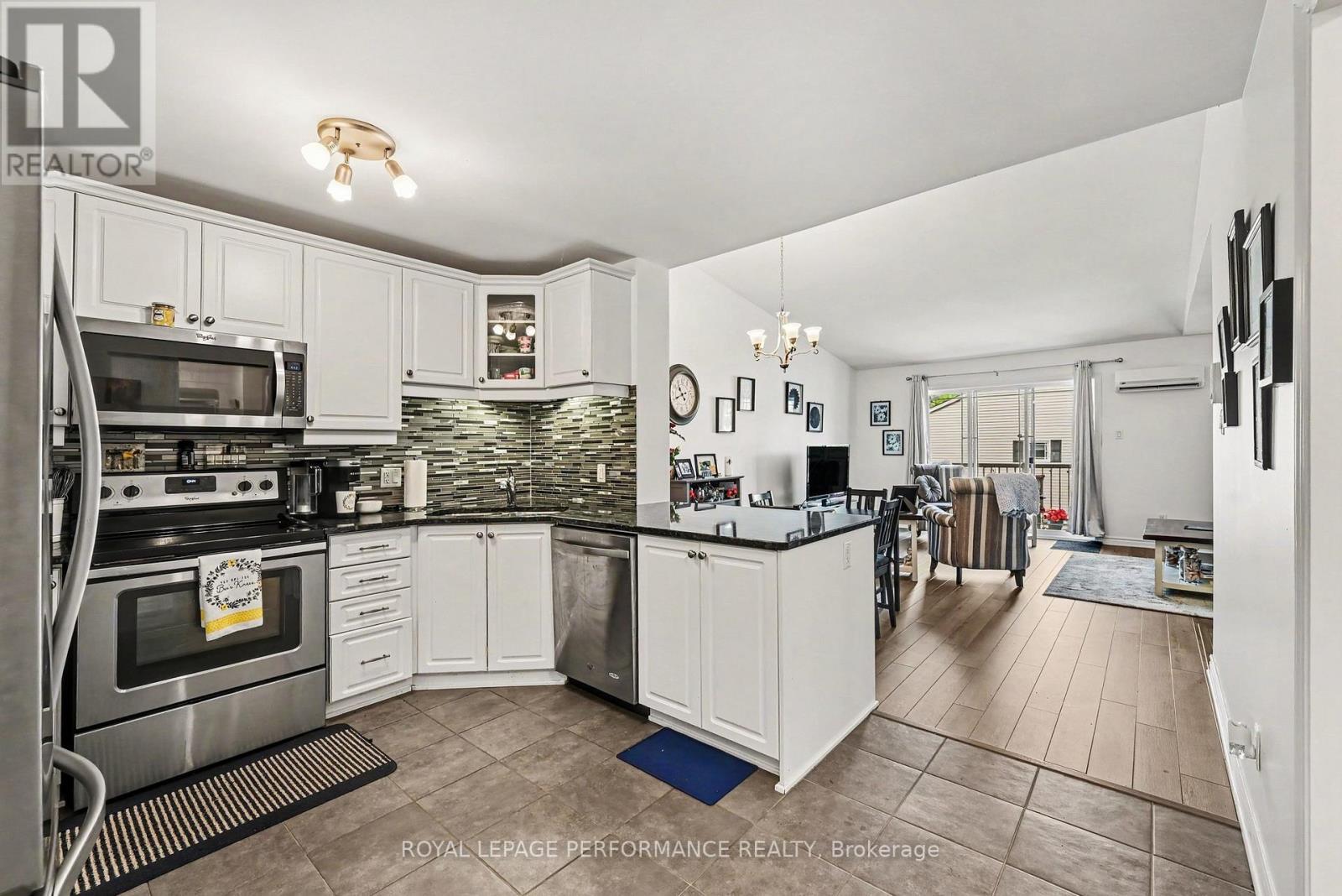 202 - 222 First Street E, Cornwall, ON