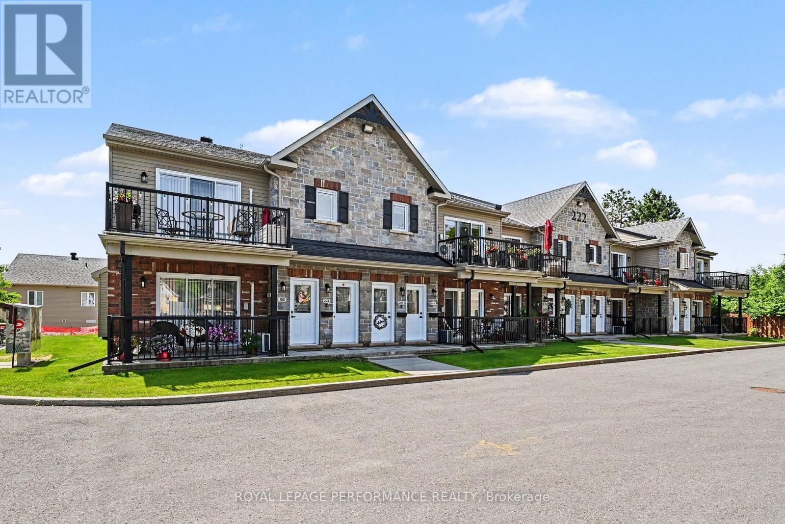 202 - 222 First Street E, Cornwall, ON