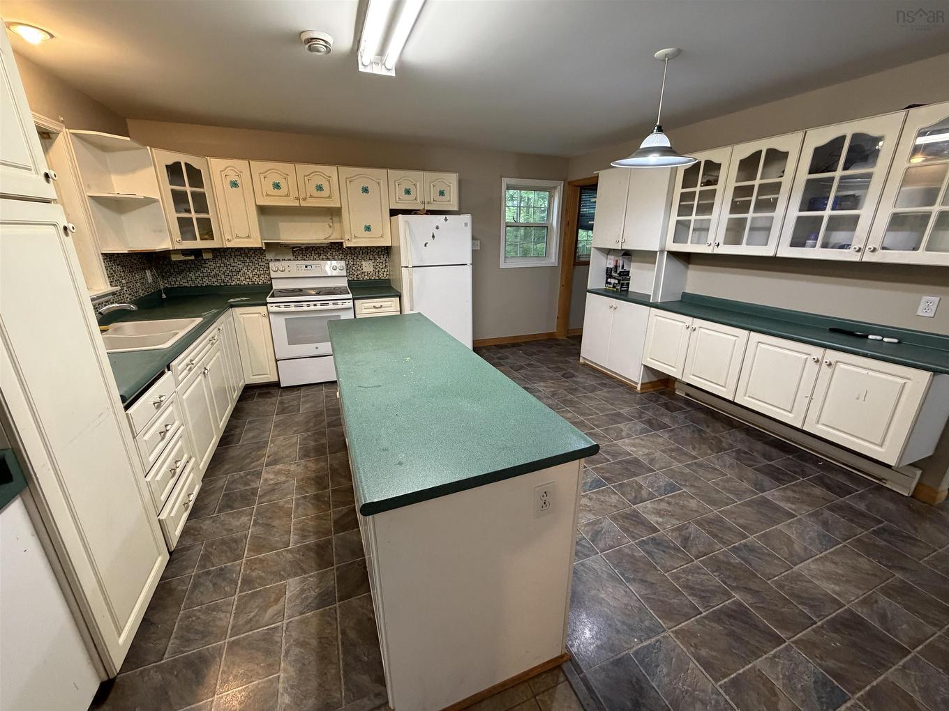 71 Audrey Drive, Bridgewater, NS