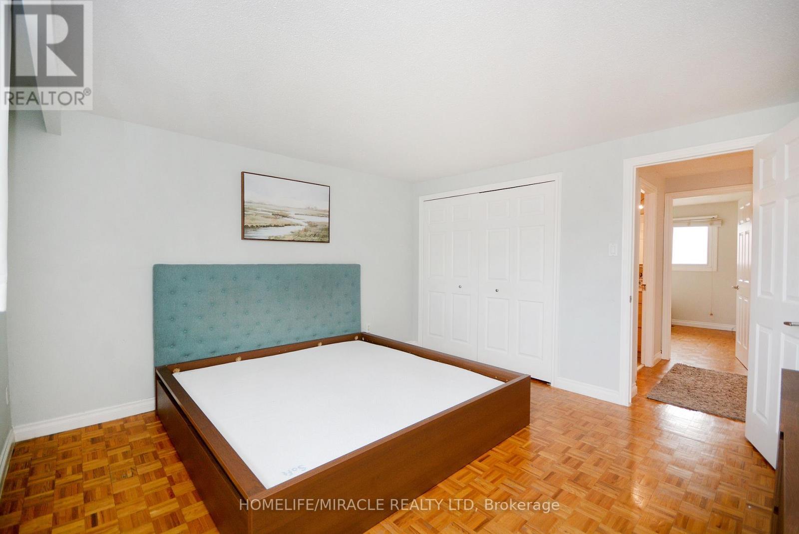 2335 Council Ring Road, Mississauga, ON