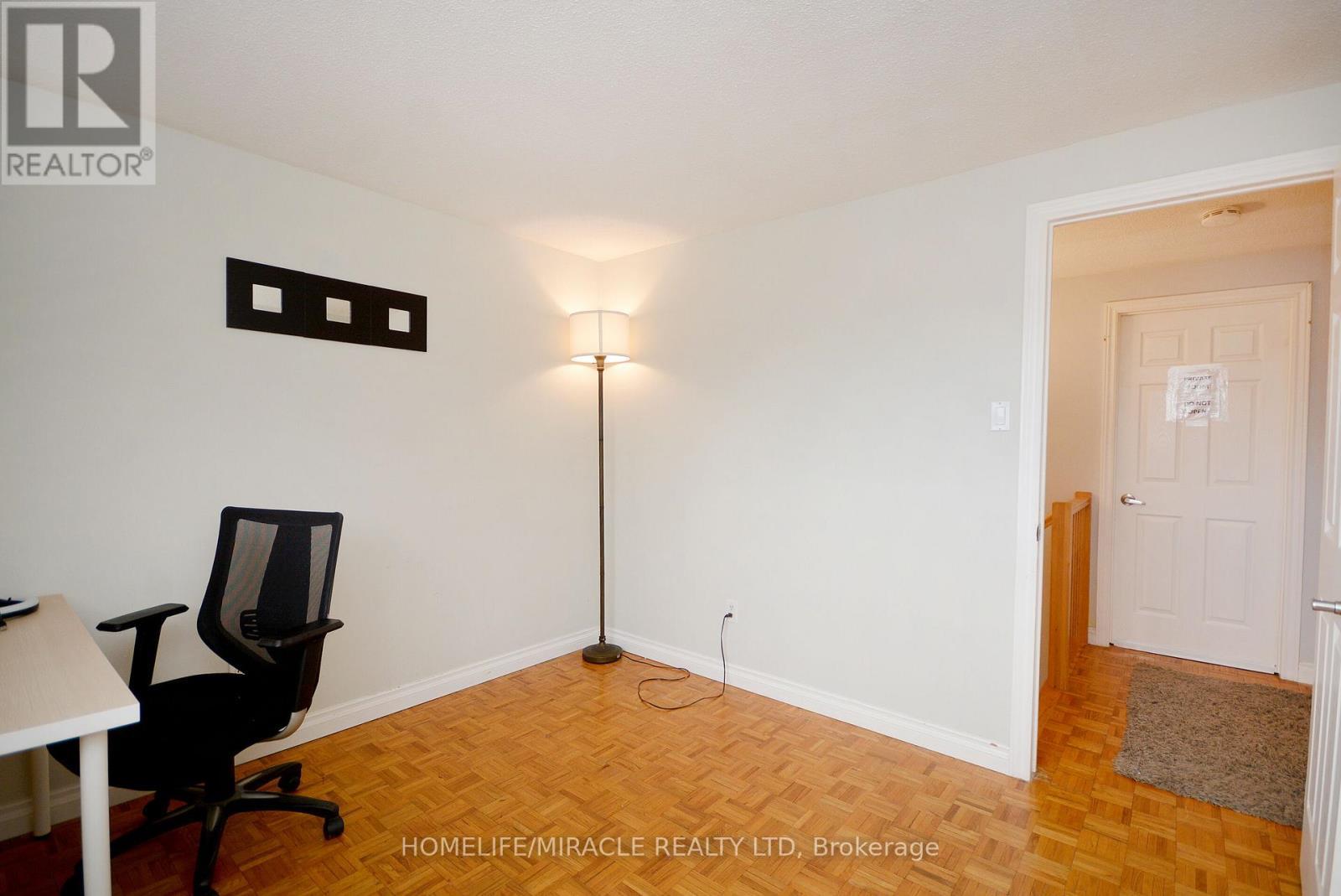 2335 Council Ring Road, Mississauga, ON