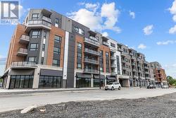 306 - 1350 HEMLOCK ROAD Ottawa, ON K1K 5C2