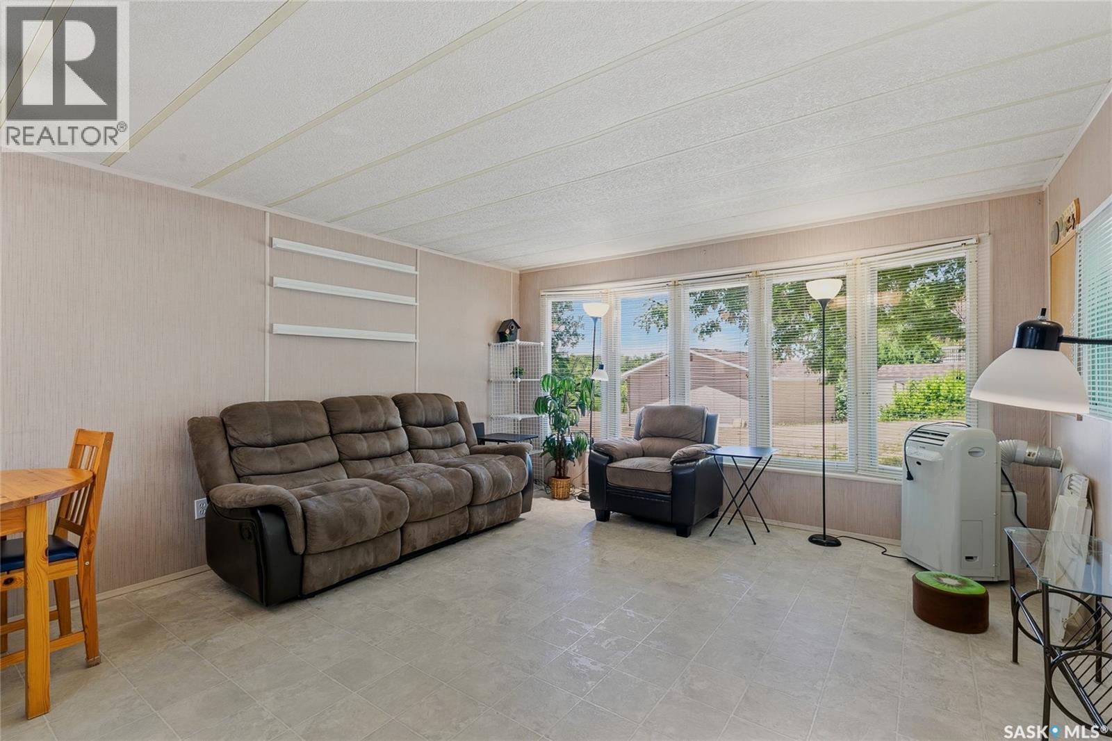 71 Canary Drive, Glen Harbour, SK