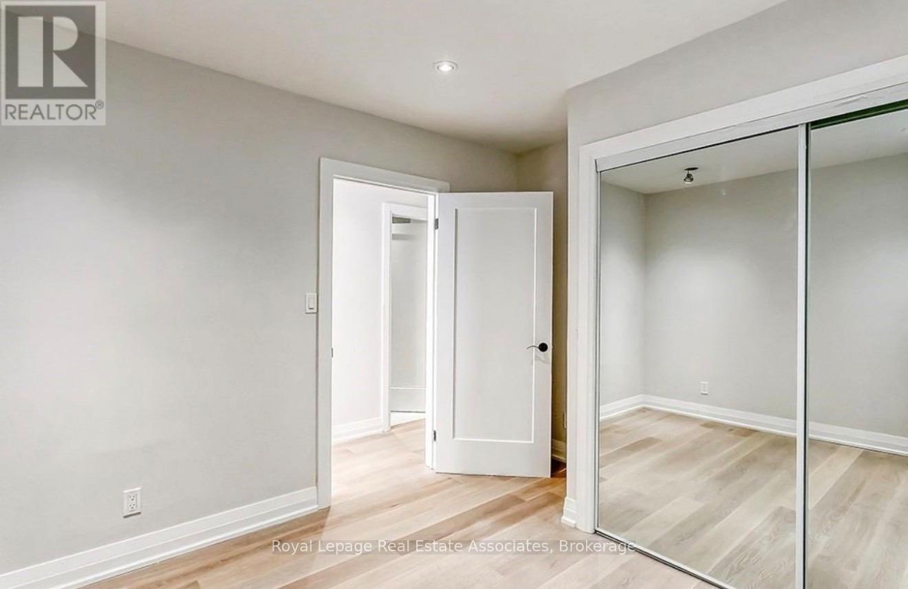 2 - 237 Lakeshore Road E, Mississauga, ON