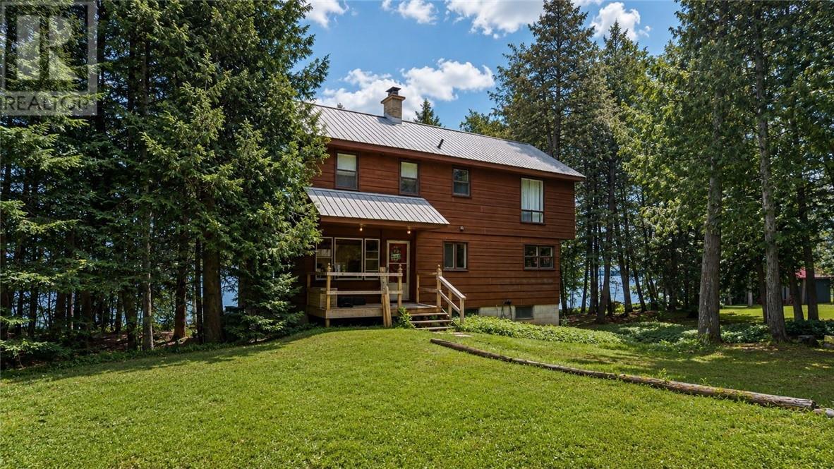 66 Third, Manitowaning, ON