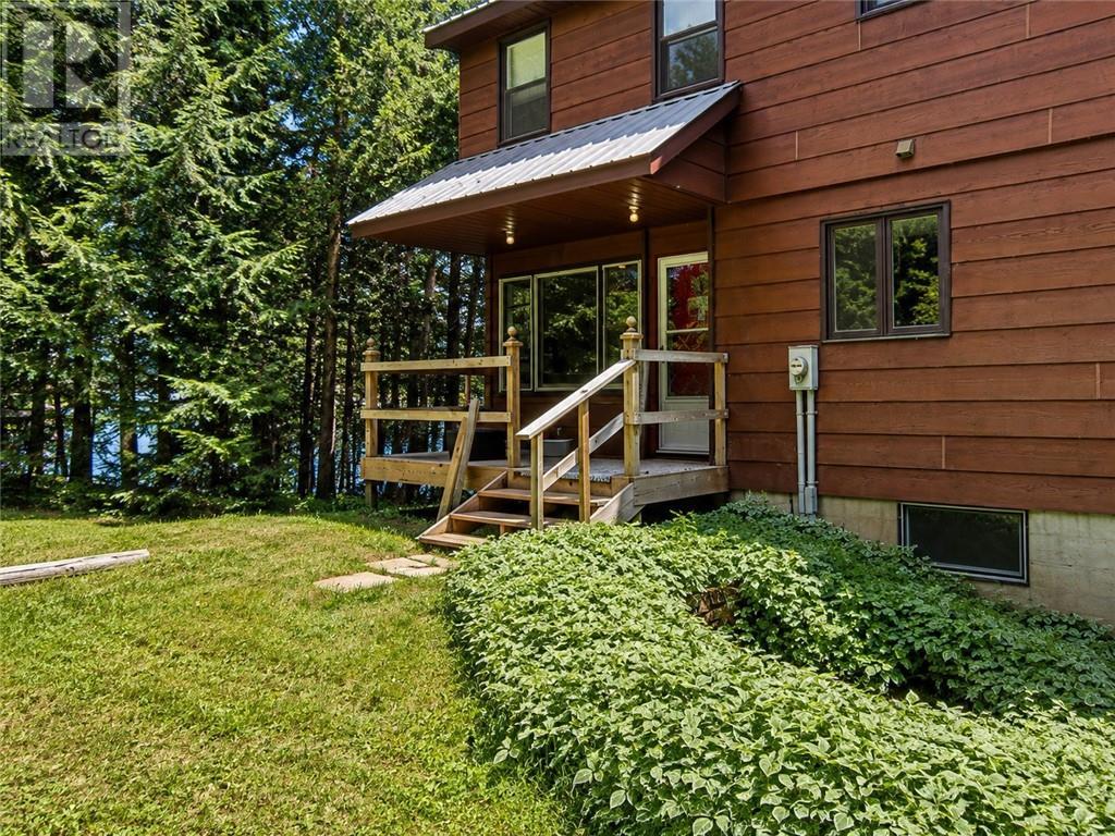 66 Third, Manitowaning, ON
