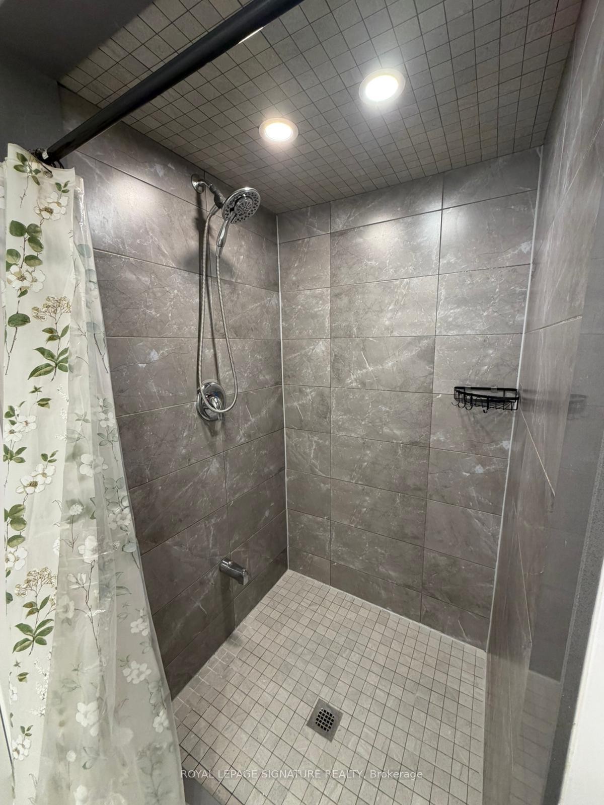 9 Fieldway Drive, Hamilton, ON