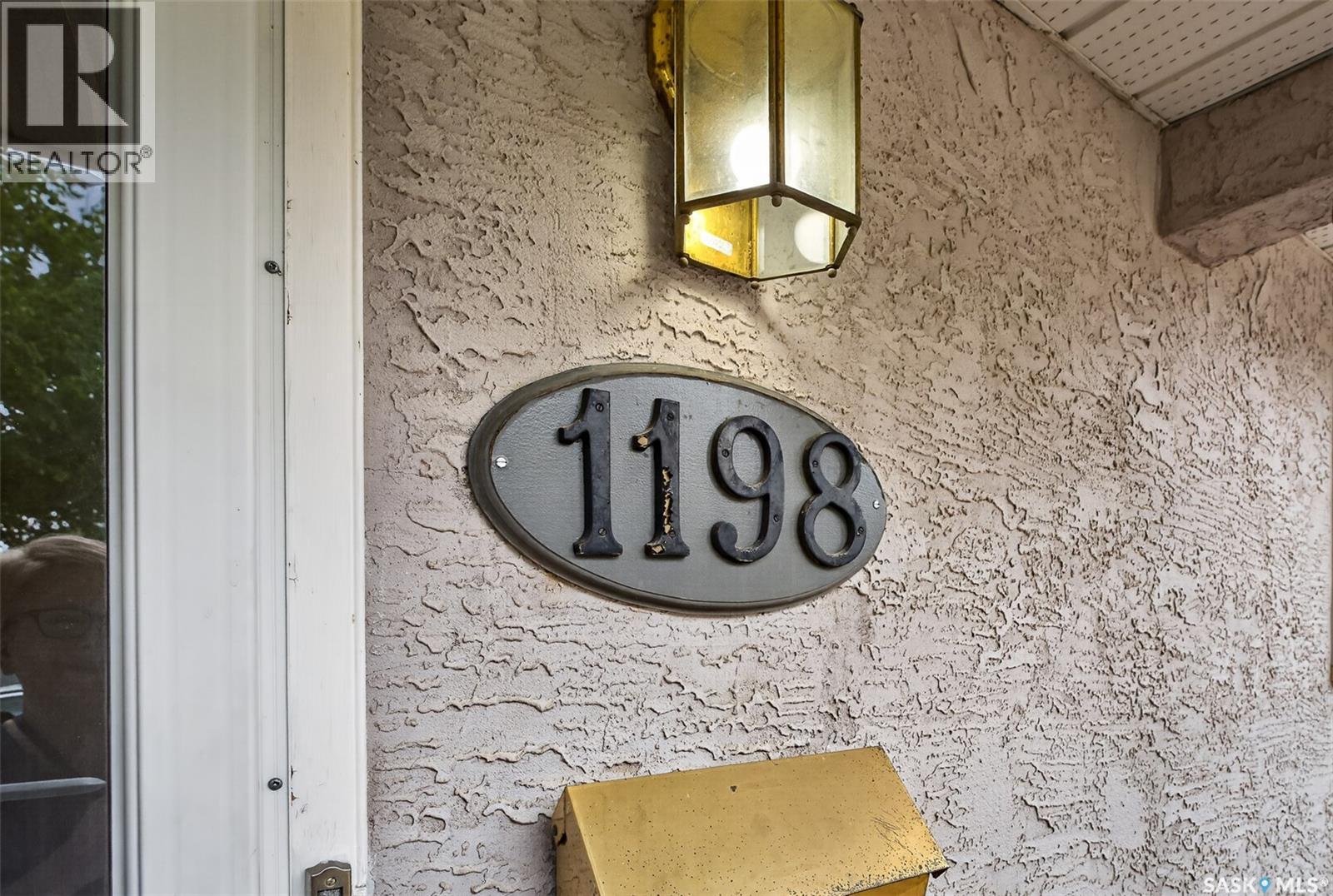 1198 Duffield Crescent, Moose Jaw, SK