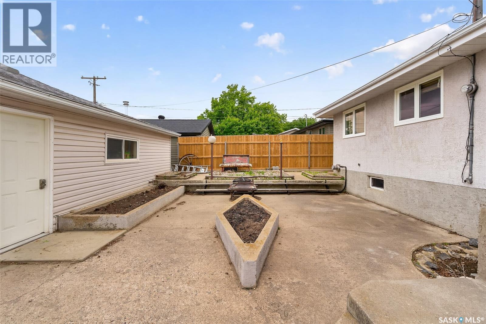 1198 Duffield Crescent, Moose Jaw, SK